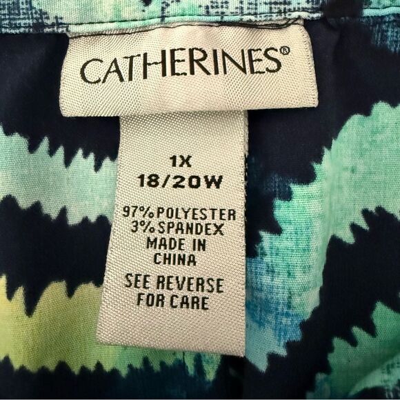Catherines Top Womens Size 1X Blue Green Leaves Button Flared Short Sleeves - Picture 7 of 10